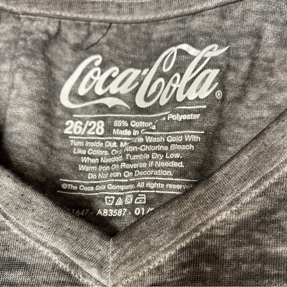 Coca-Cola Shirt size 26-28 - Picture 3 of 3